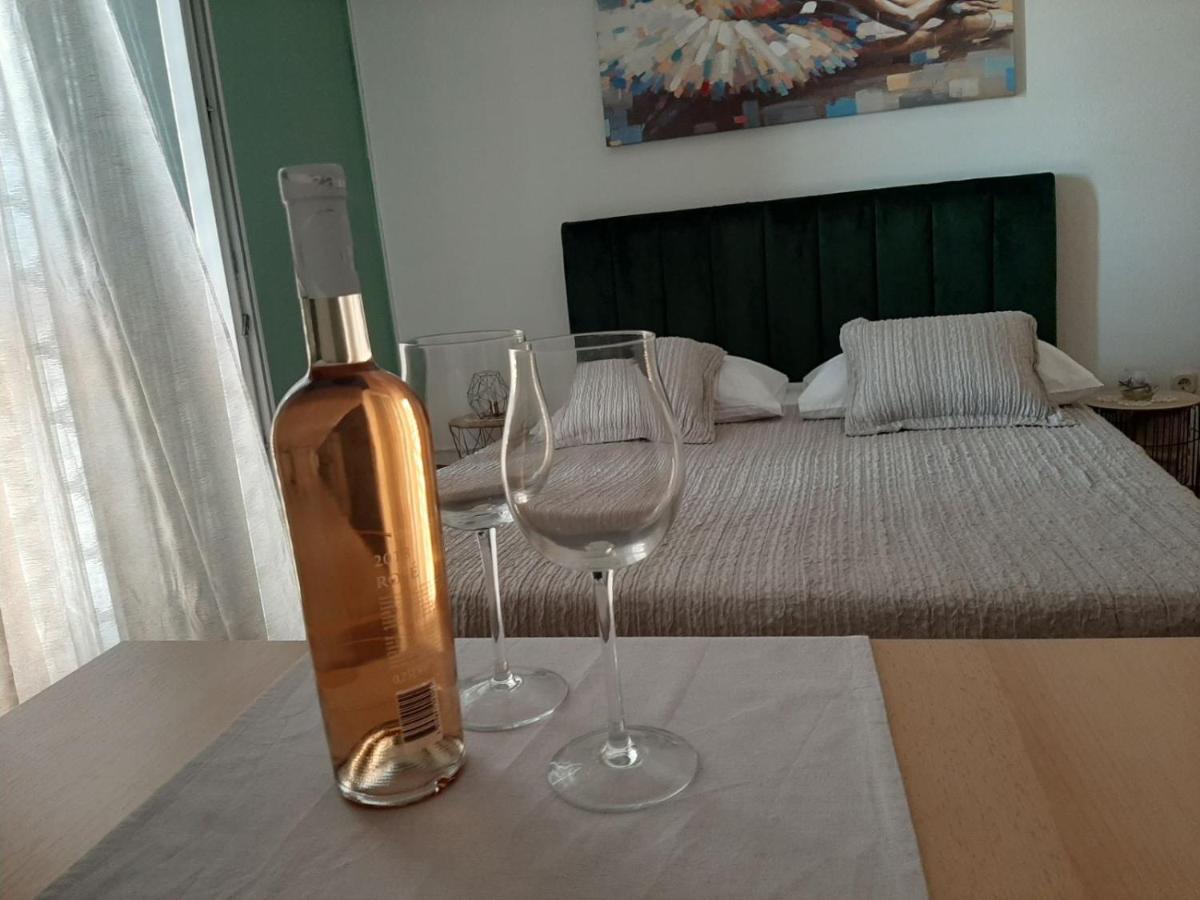 Guest House Zaninovic Hvar Town Bagian luar foto