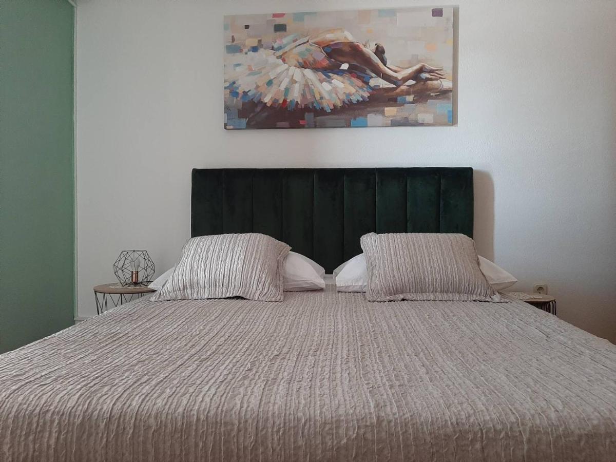 Guest House Zaninovic Hvar Town Bagian luar foto
