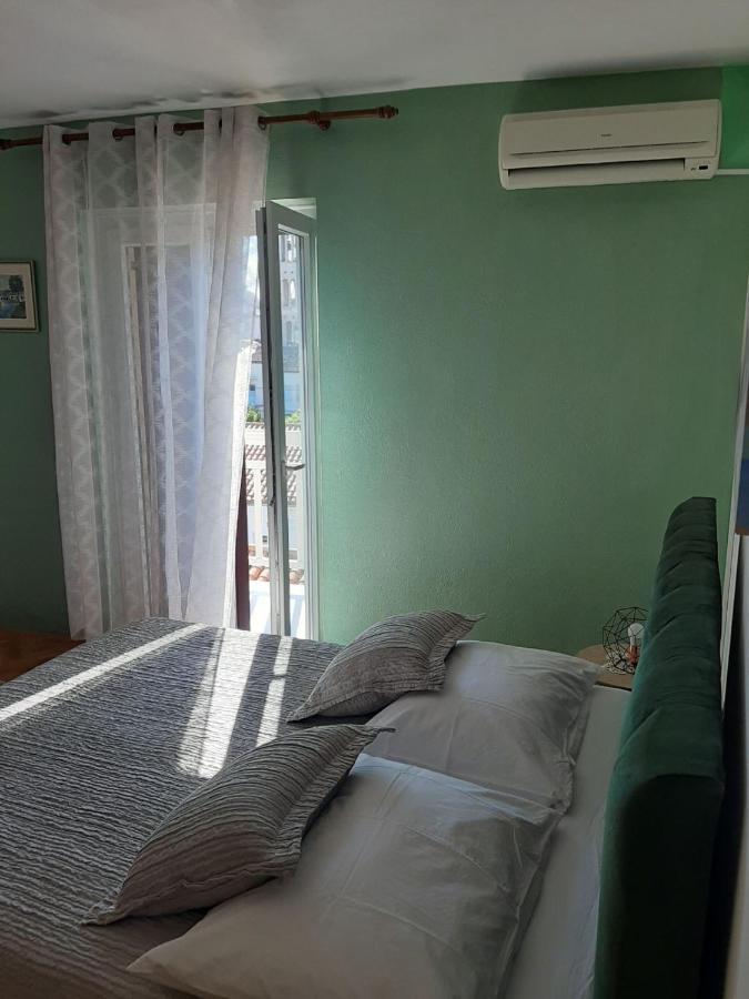 Guest House Zaninovic Hvar Town Bagian luar foto