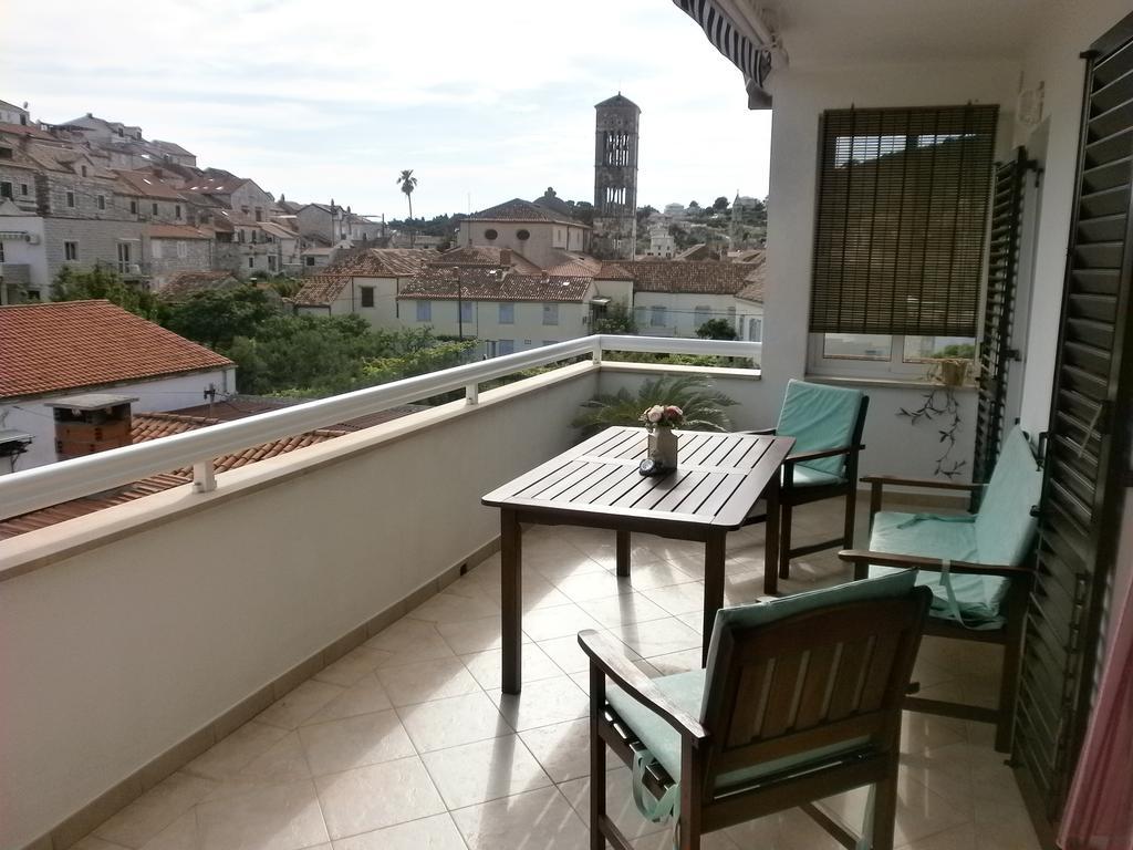 Guest House Zaninovic Hvar Town Ruang foto