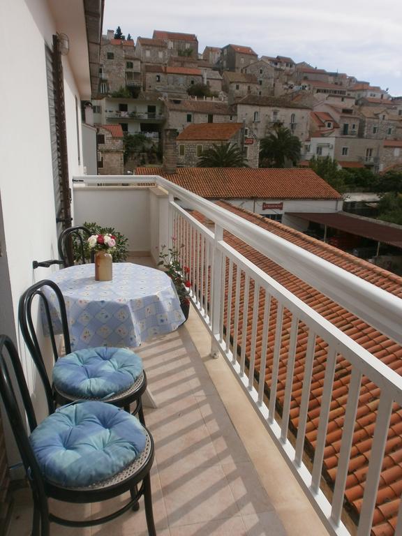 Guest House Zaninovic Hvar Town Ruang foto