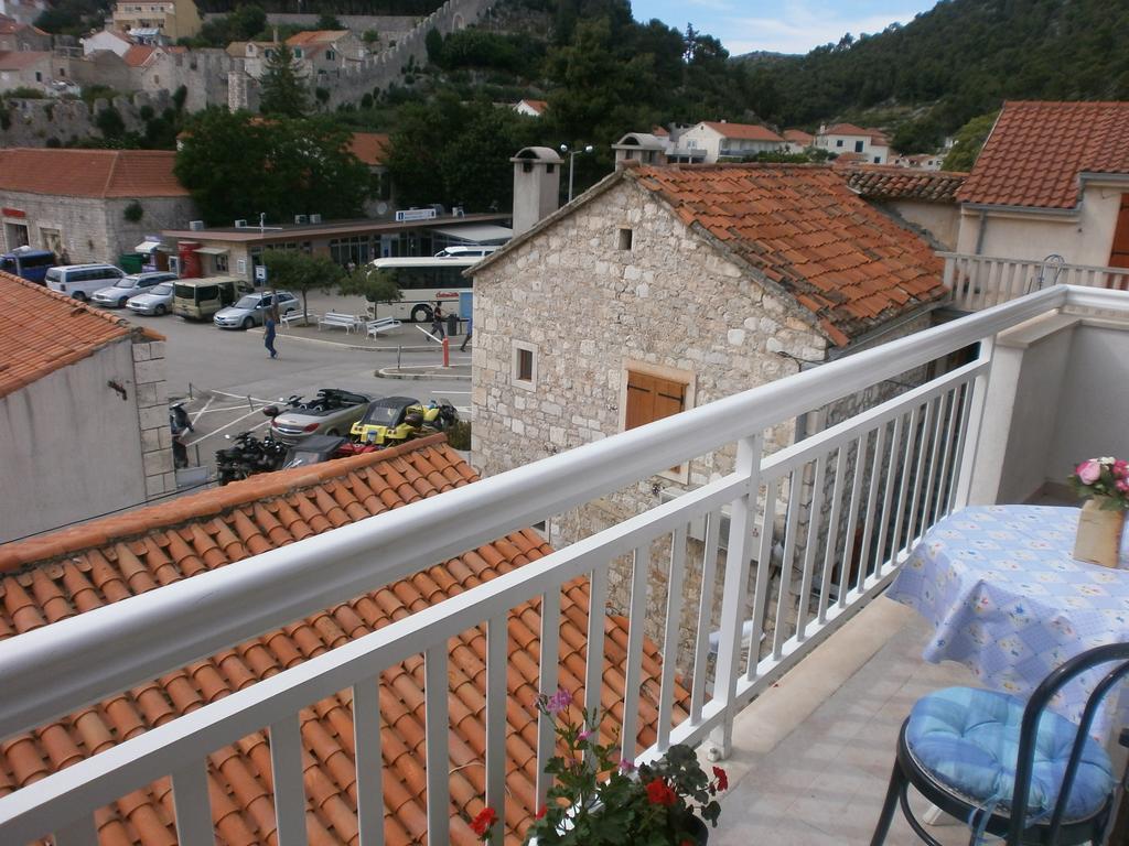 Guest House Zaninovic Hvar Town Ruang foto