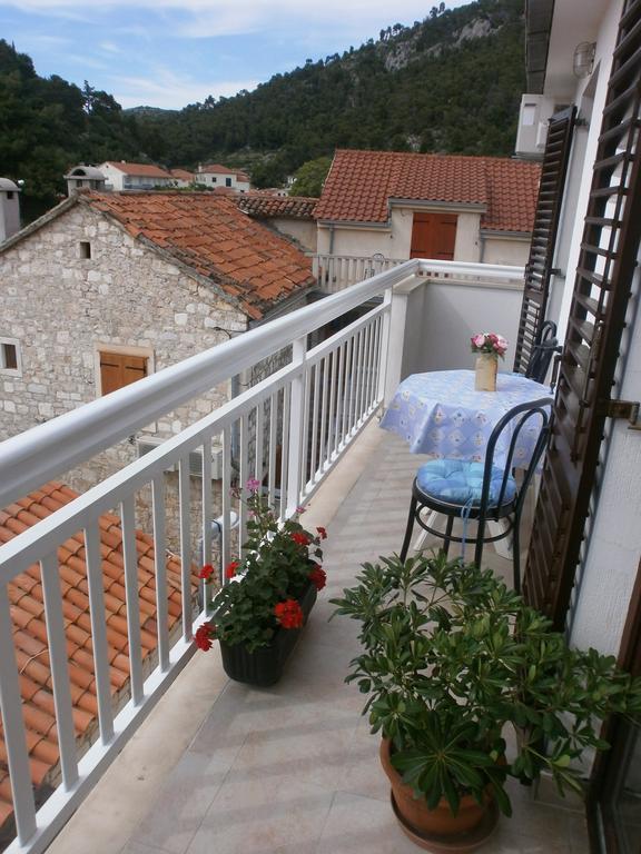 Guest House Zaninovic Hvar Town Ruang foto