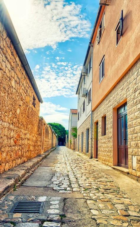 Guest House Zaninovic Hvar Town Bagian luar foto